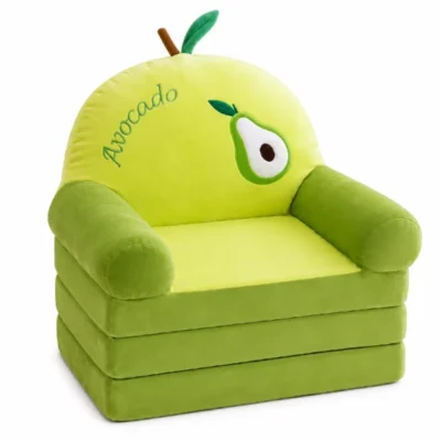 detska fotelja avokado vo zelena boja so zaoblen naslon list i meki potpirači