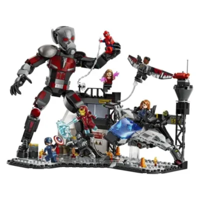 LEGO Marvel 76314 – sostaven model so Ant-Man i Quinjet