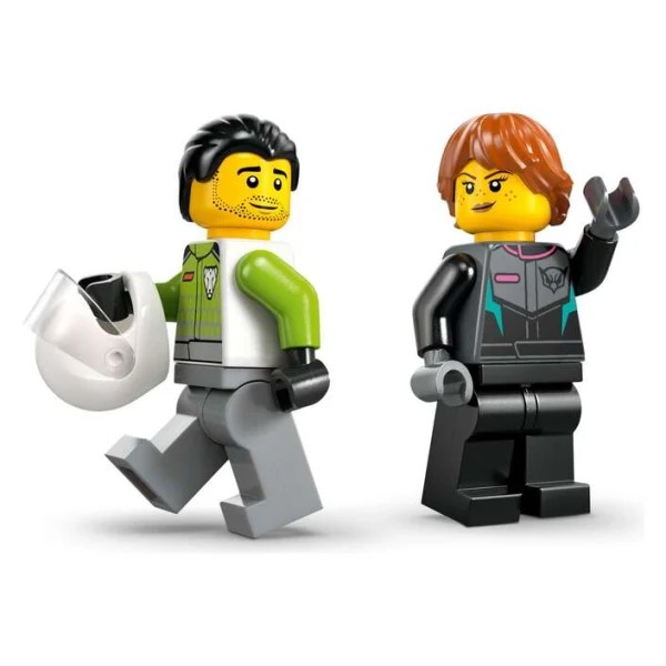 LEGO City 60489 – minifigurite na pilot i trkach