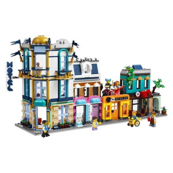 LEGO Creator 31141 – sostavena glavna ulica gledana od strana