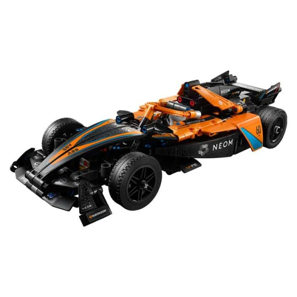 LEGO Technic 42169 – izdolzhen bolid od strana