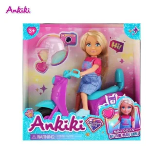 kukla AnKiki so violetov skuter – pogled 2